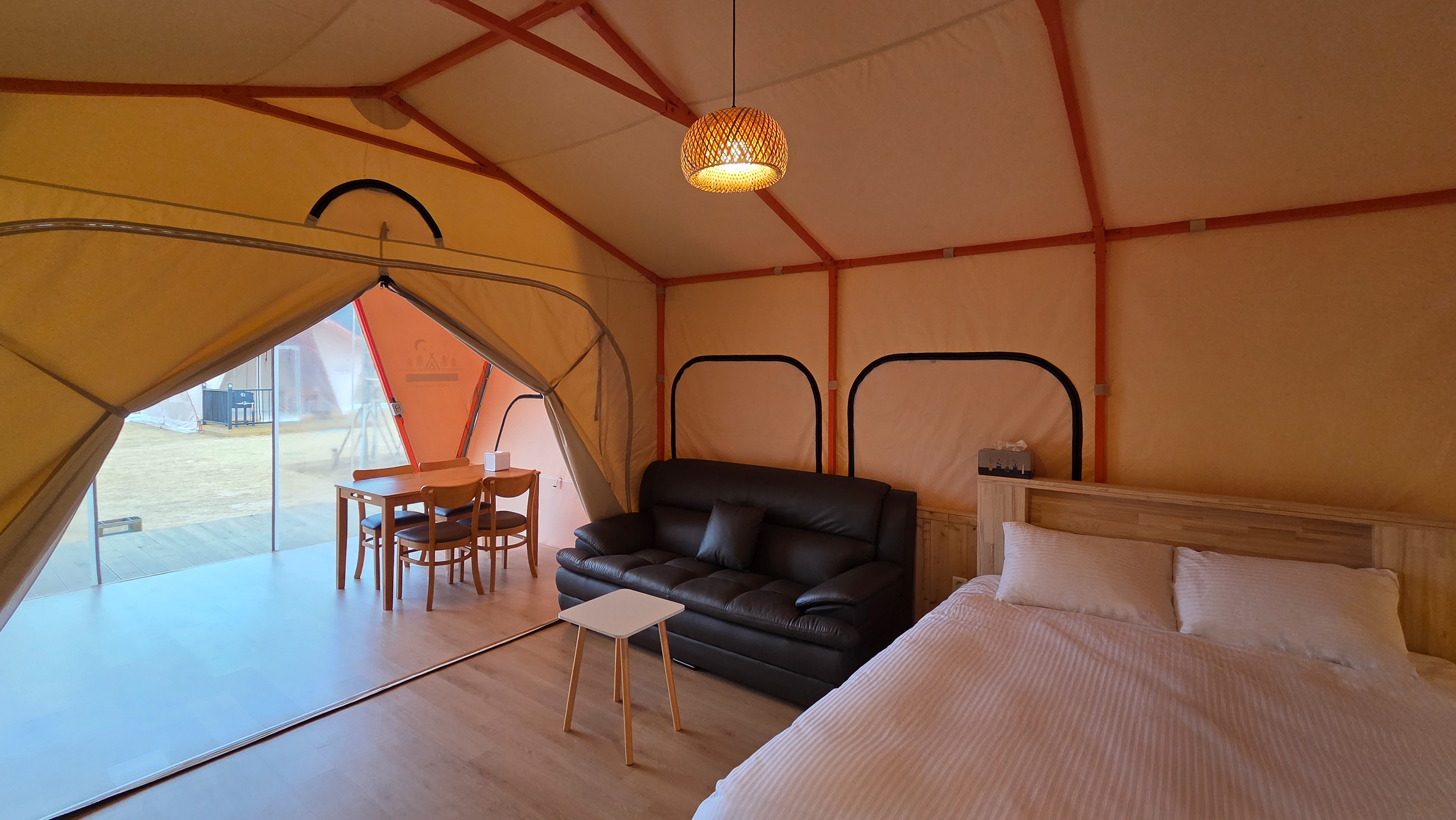 대부도 글램탑 럭셔리 글램핑 & 키즈 수영장 캠핑장 이미지