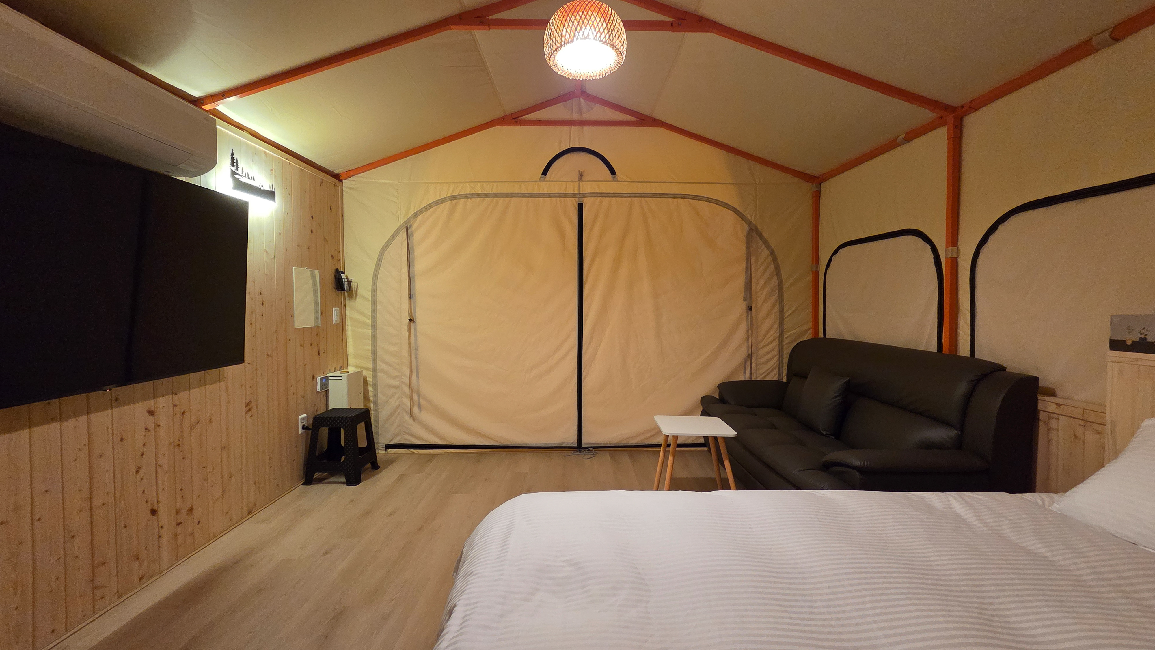 대부도 글램탑 럭셔리 글램핑 & 키즈 수영장 캠핑장 이미지