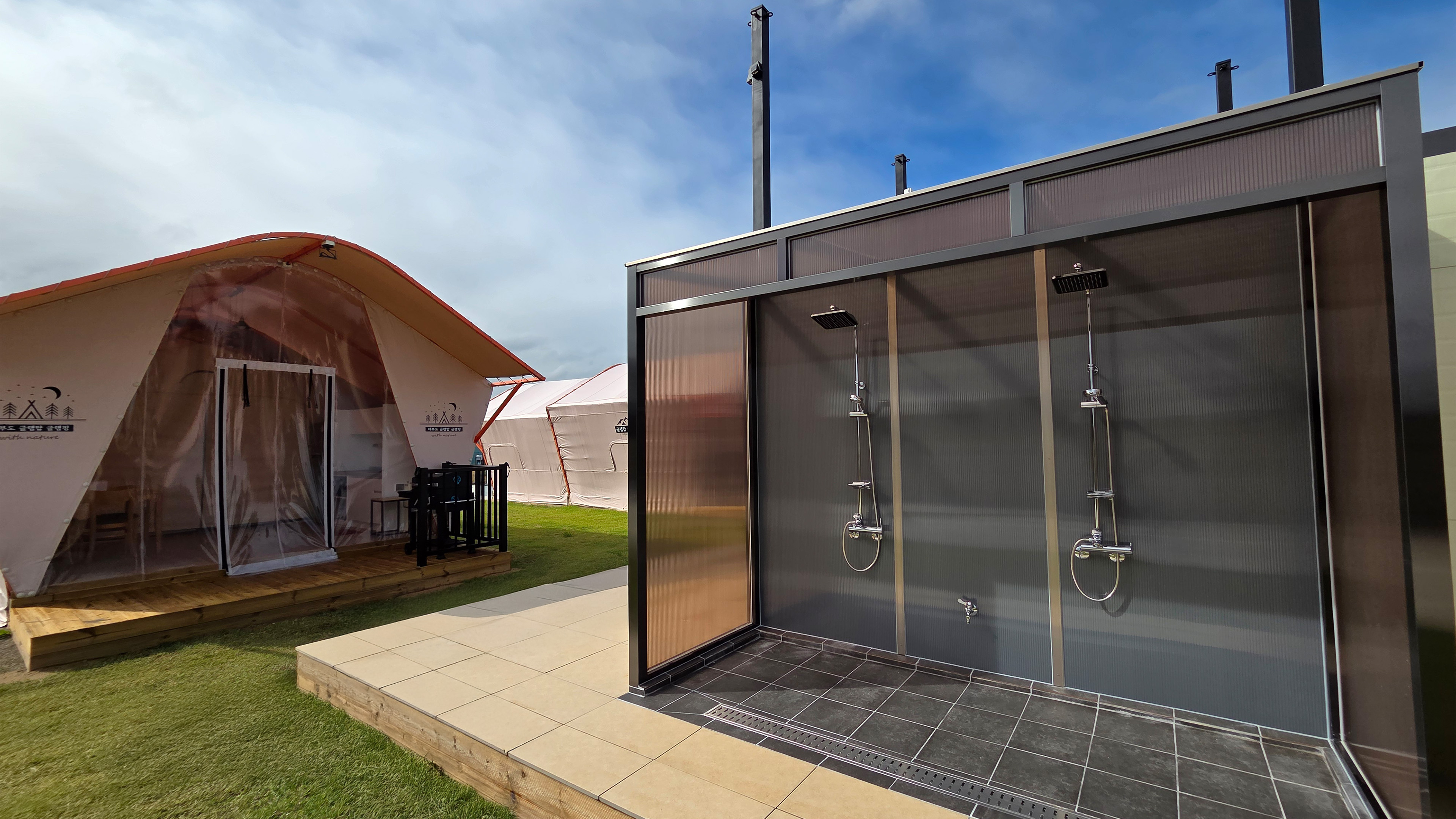 대부도 글램탑 럭셔리 글램핑 & 키즈 수영장 캠핑장 이미지