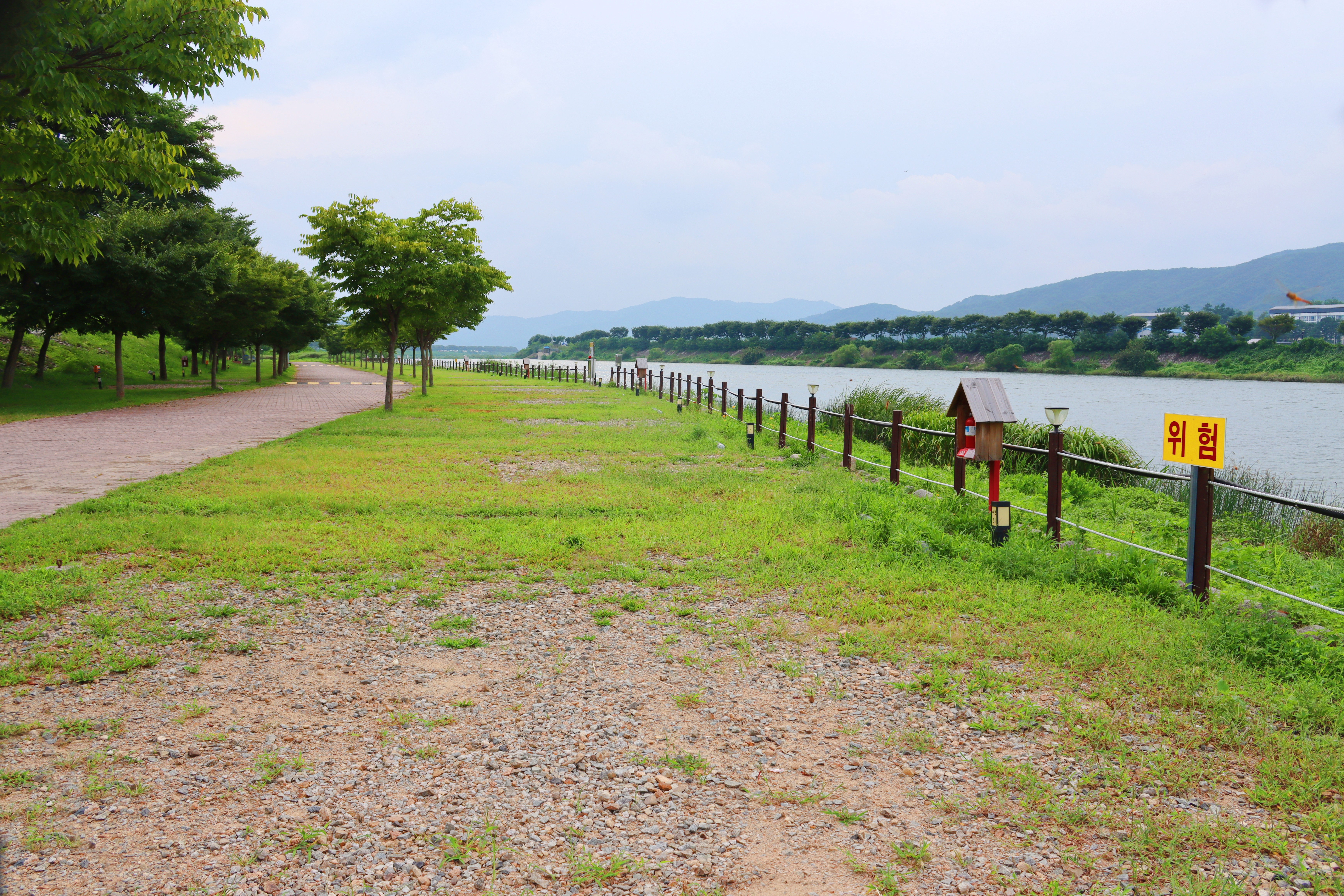 쉬리마을 농어촌 관광 휴양단지 야영장 21번째 이미지