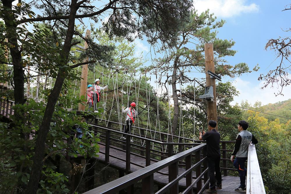 아산 영인산자연휴양림 숲속야영장