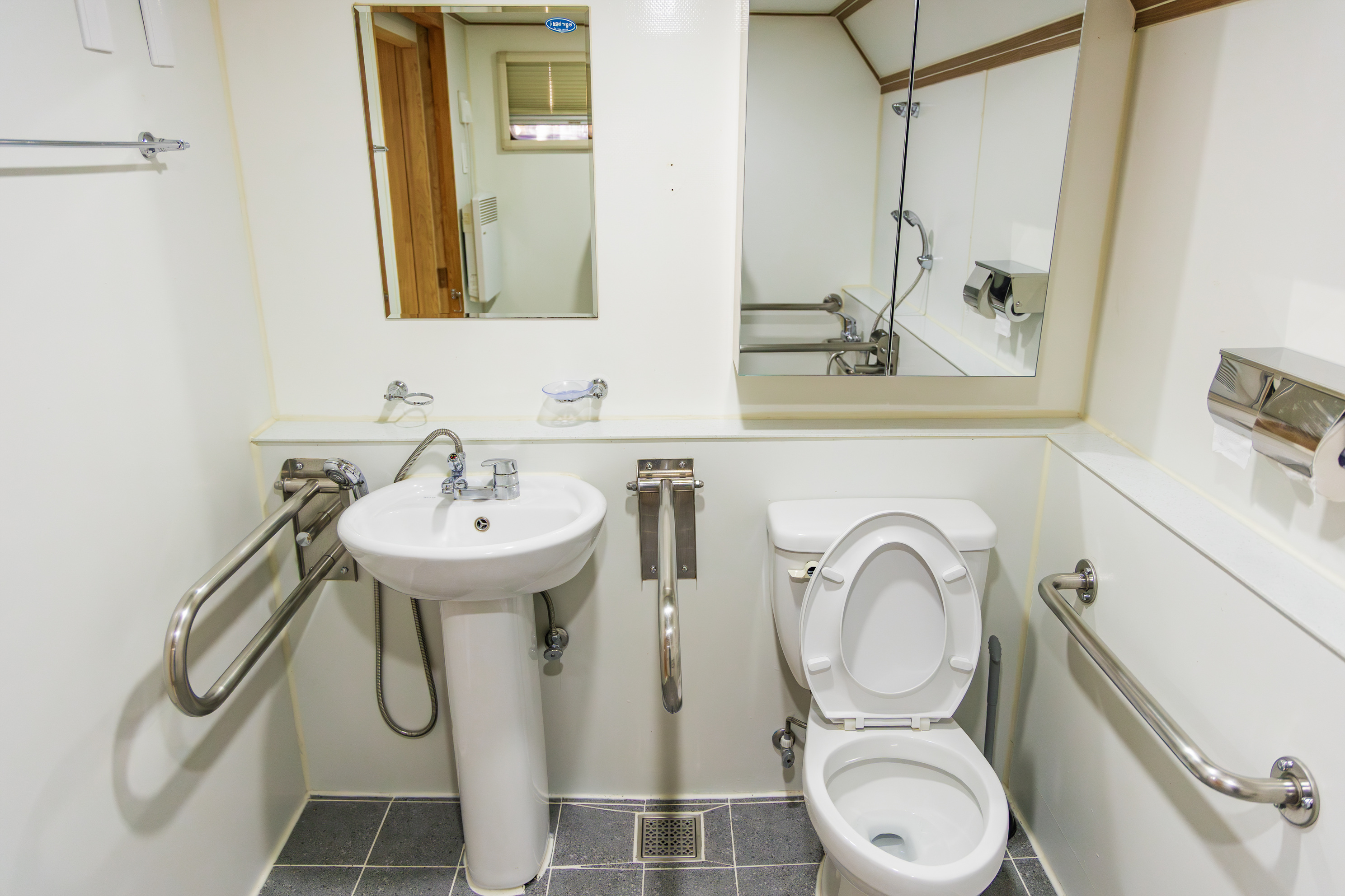 학동자동차 야영장 30번째 이미지