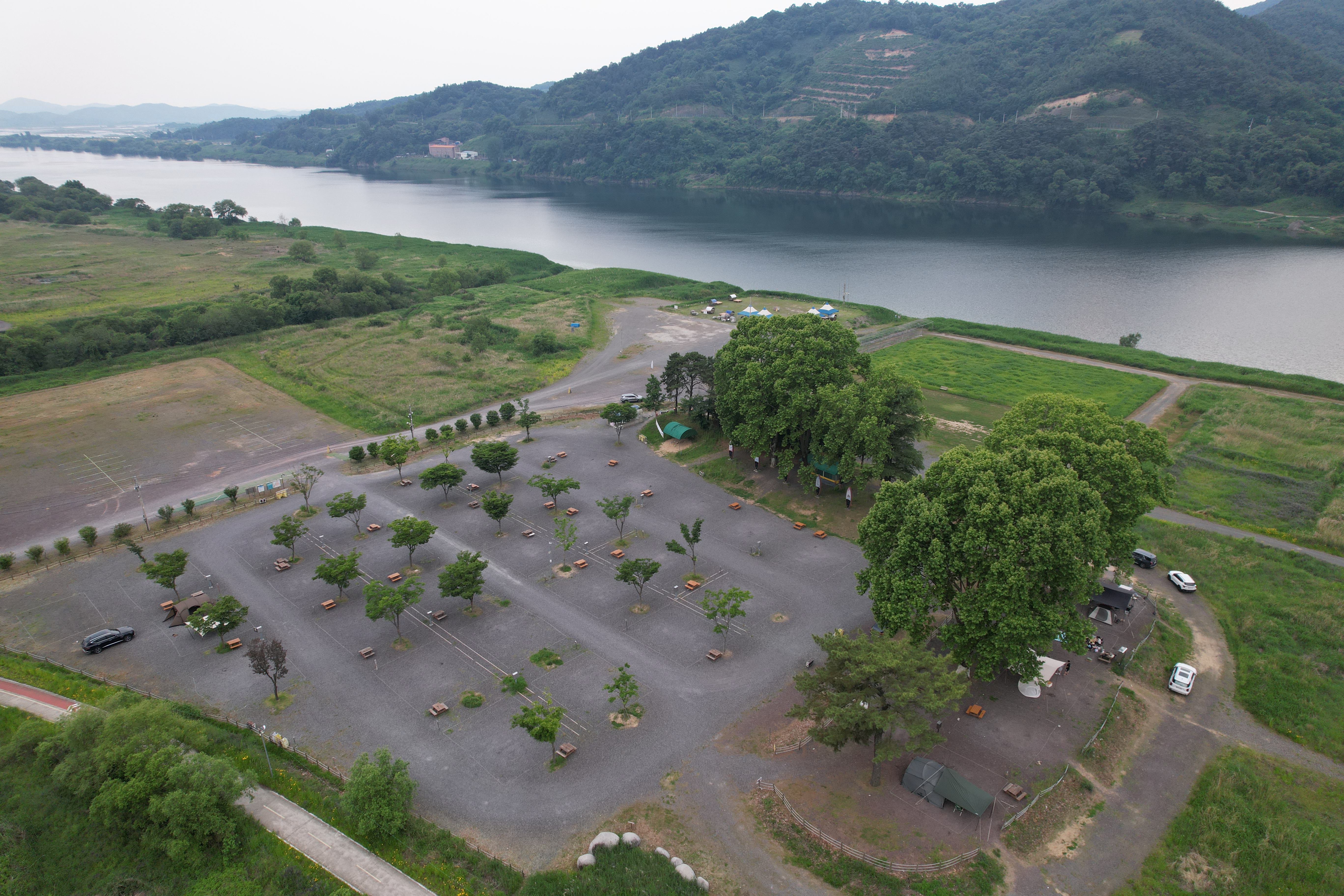 낙동강 레포츠밸리 강변오토캠핑장 2번째 이미지