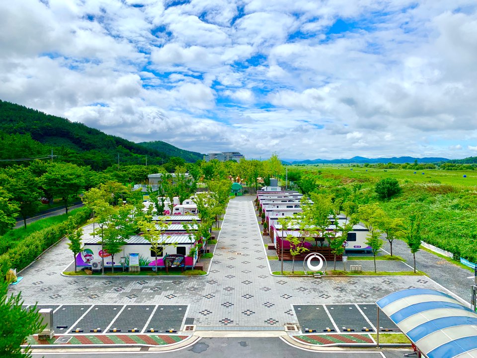 낙동강 레포츠밸리 강변오토캠핑장 이미지