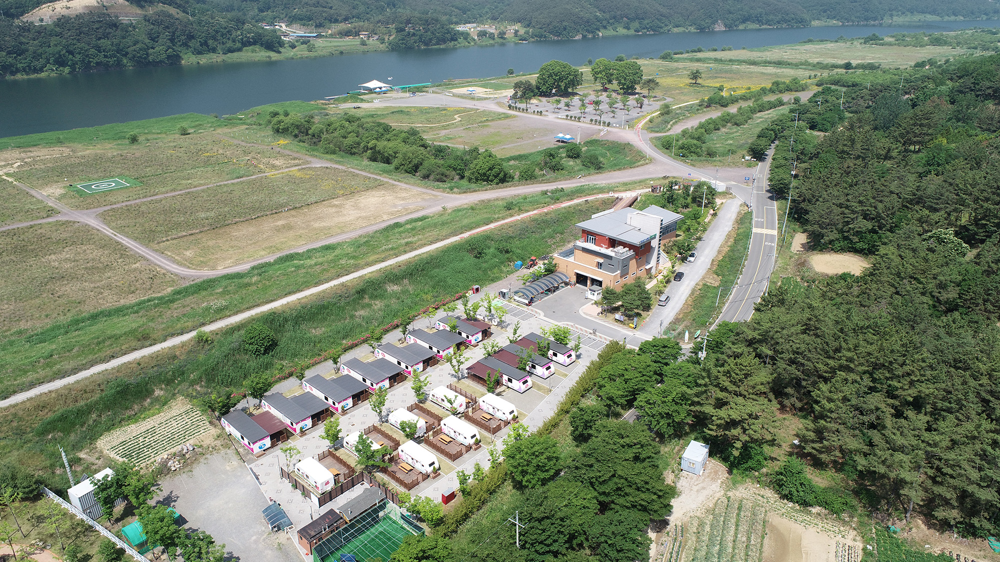 낙동강 레포츠밸리 강변오토캠핑장 이미지
