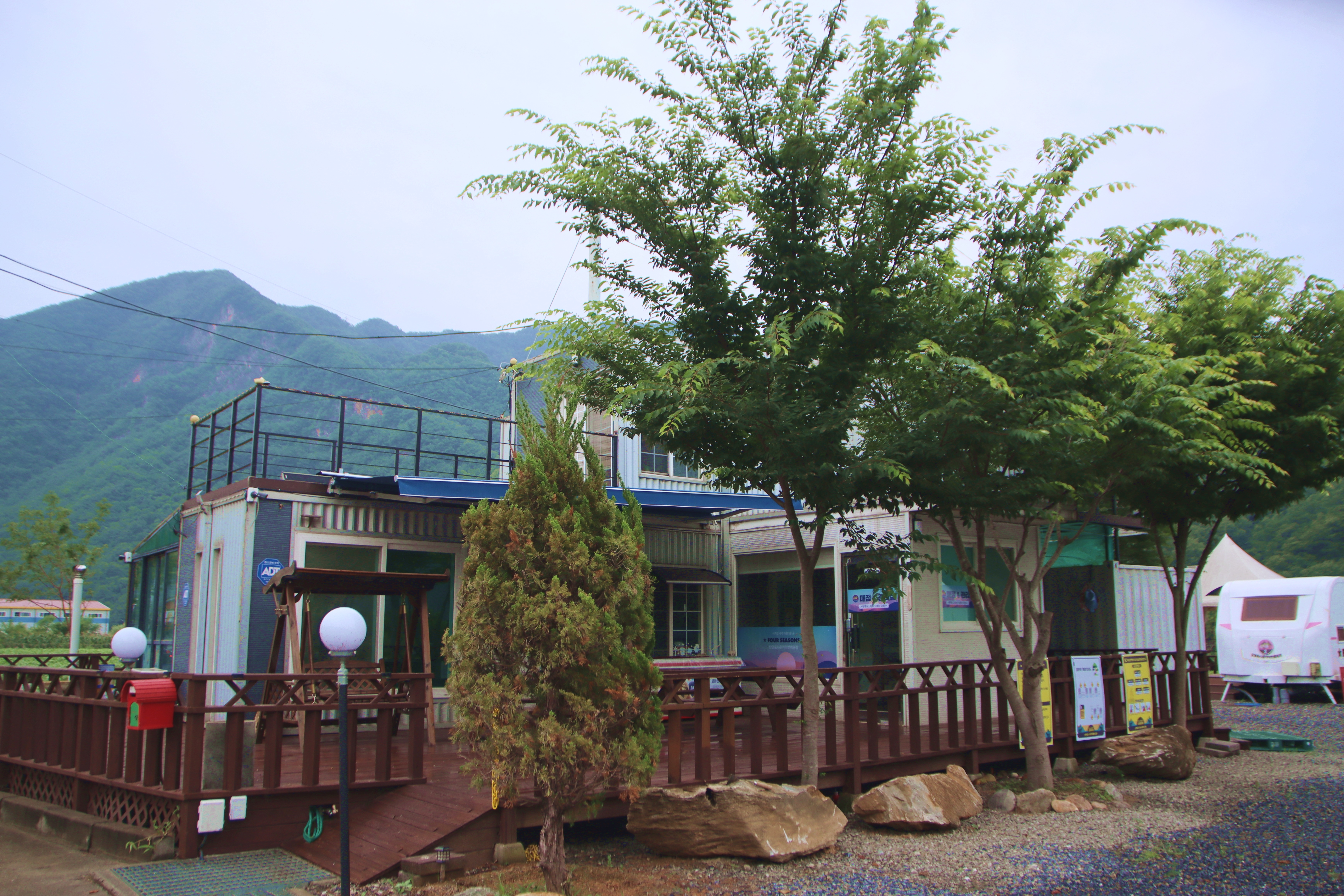 포시즌 36번째 이미지