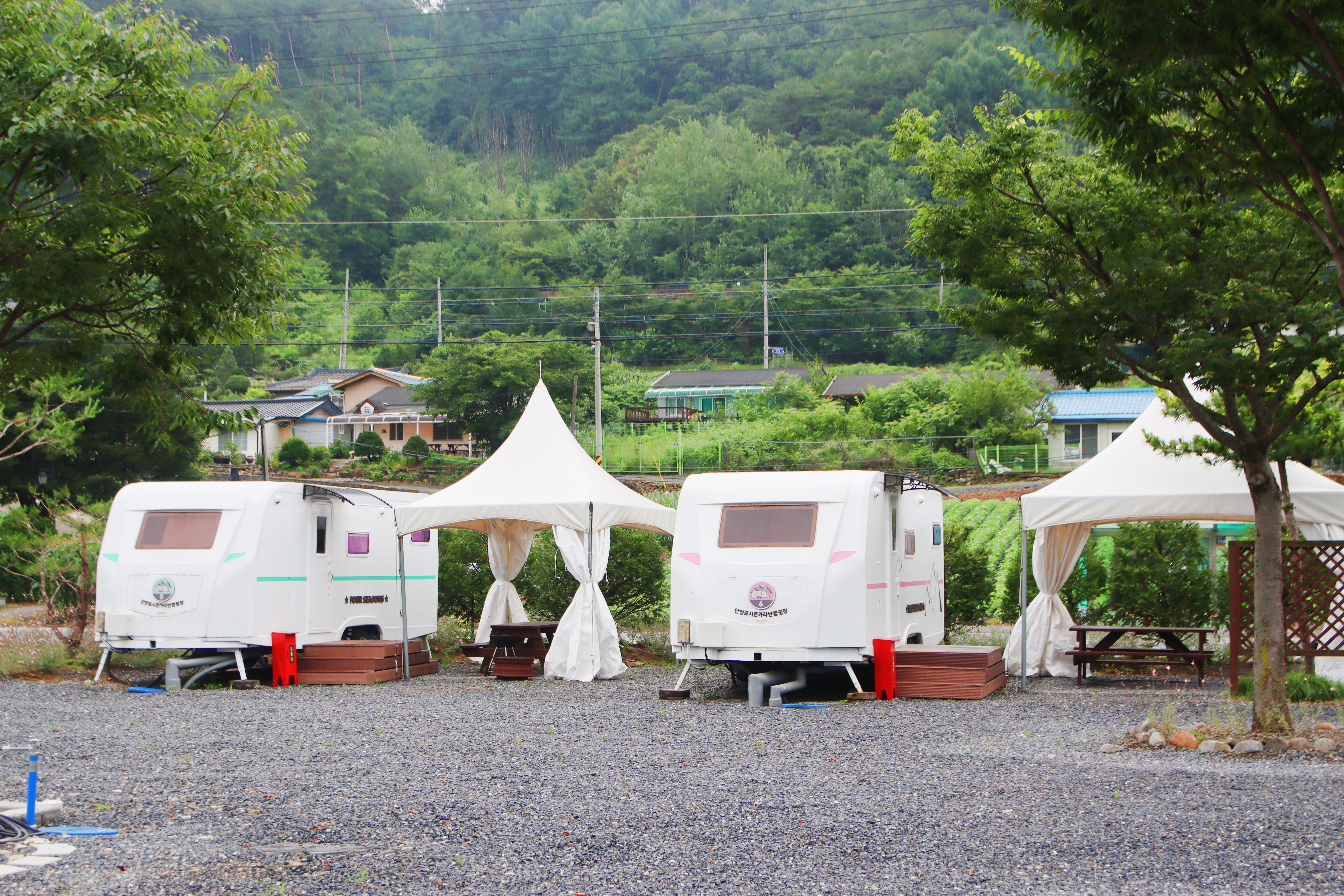 포시즌 1번째 이미지