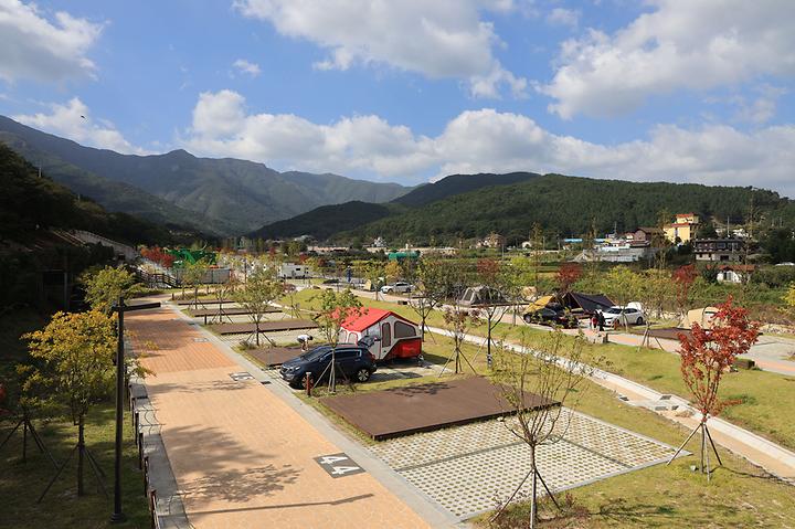 고창오토캠핑리조트 (고창군국민여가캠핑장)