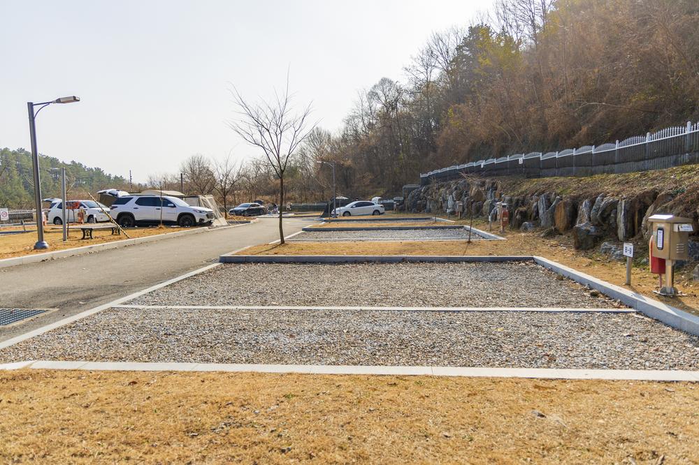 전월산 국민여가캠핑장