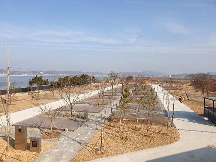 백미리 희망캠핑장 - 경기 화성시 서신면 백미길 210-22 캠핑장 이미지