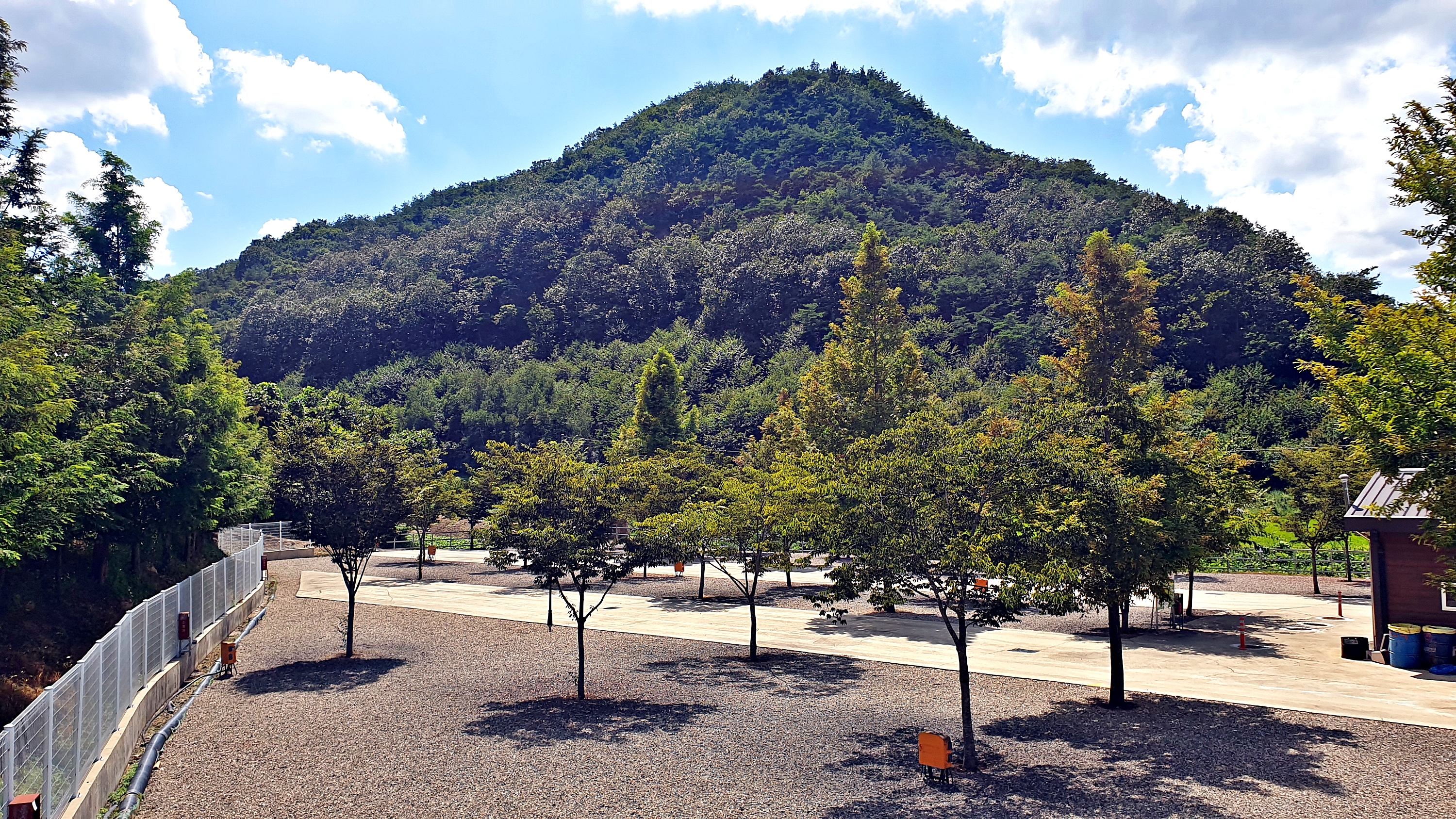 가족캠핑장 4번째 이미지