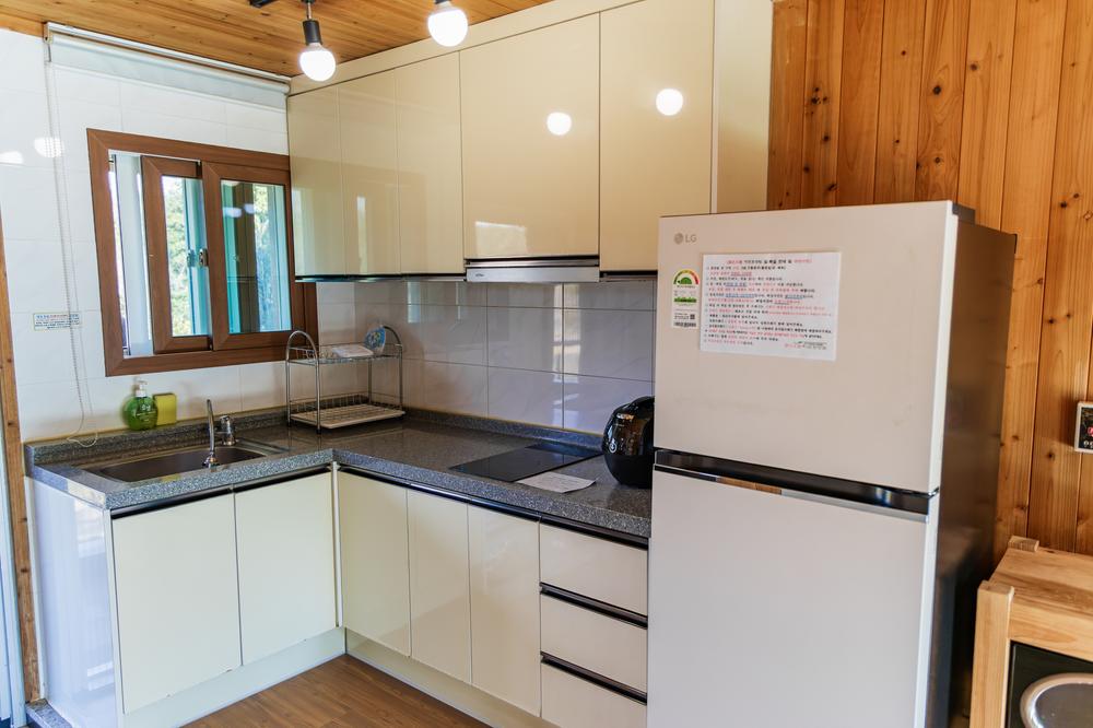 붉은오름 자연휴양림 숲속 야영장