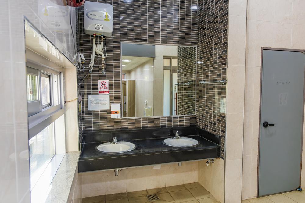 붉은오름 자연휴양림 숲속 야영장