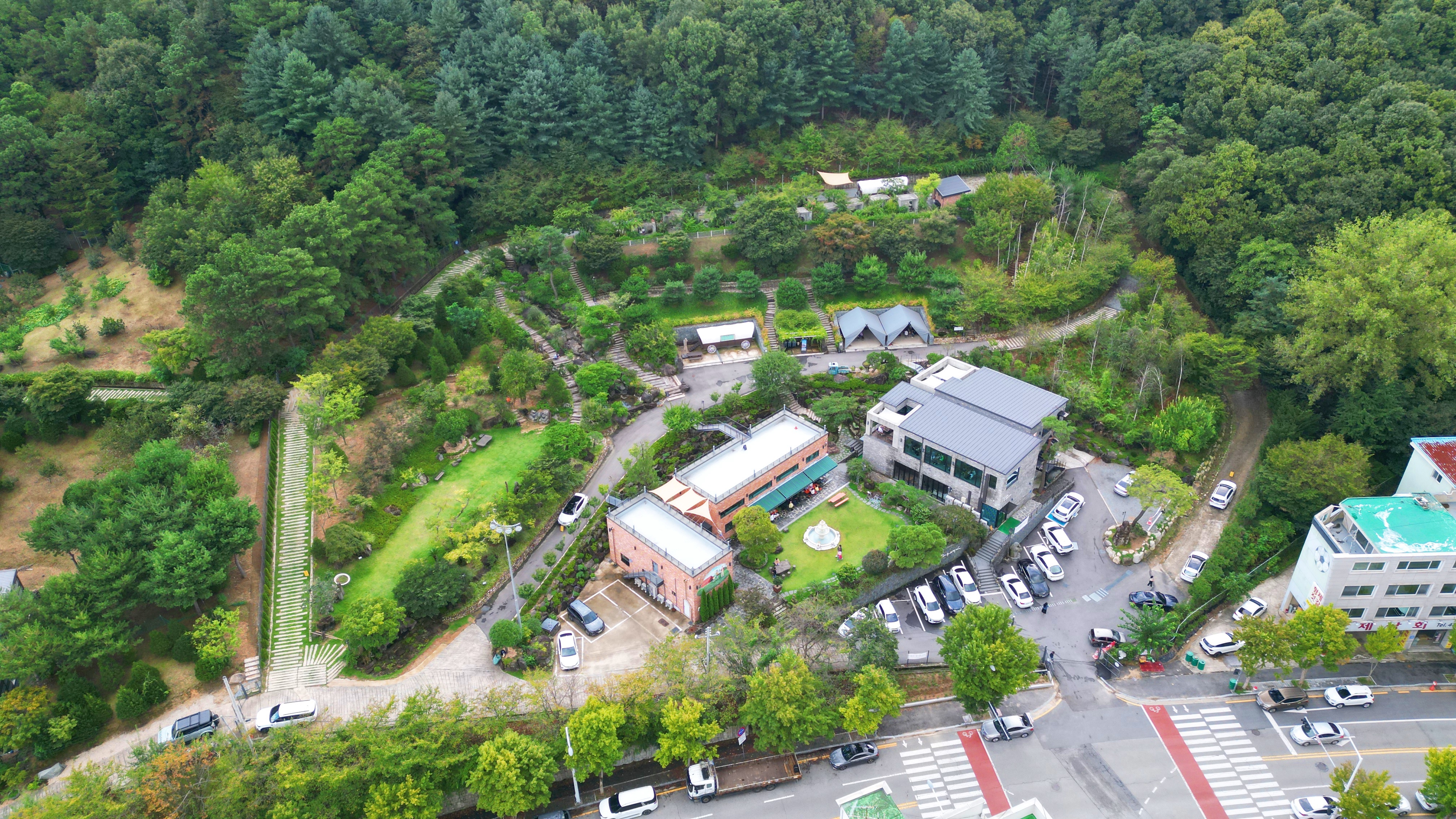 더 노은로 캠핑장 4번째 이미지