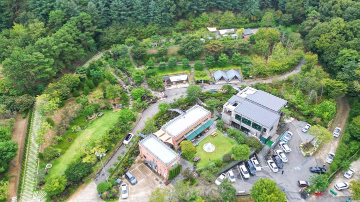 더 노은로 캠핑장 대표 이미지